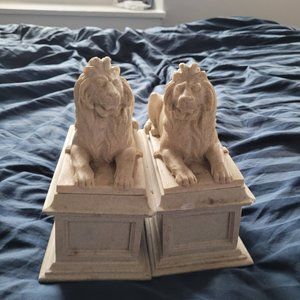 Lion Bookshelf Stopper Figurines Ceramic (Two)